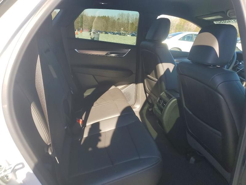 2025 Cadillac XT5 Luxury