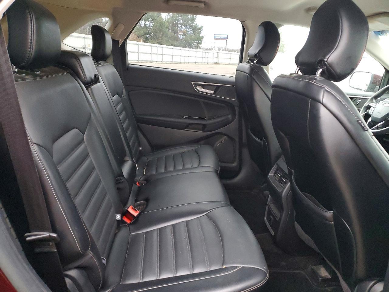 2017 Ford Edge sel