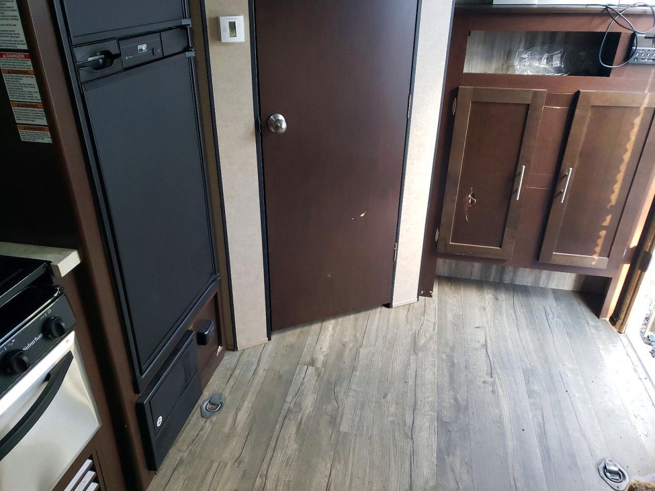 2018 Sandstorm Grey Wolf