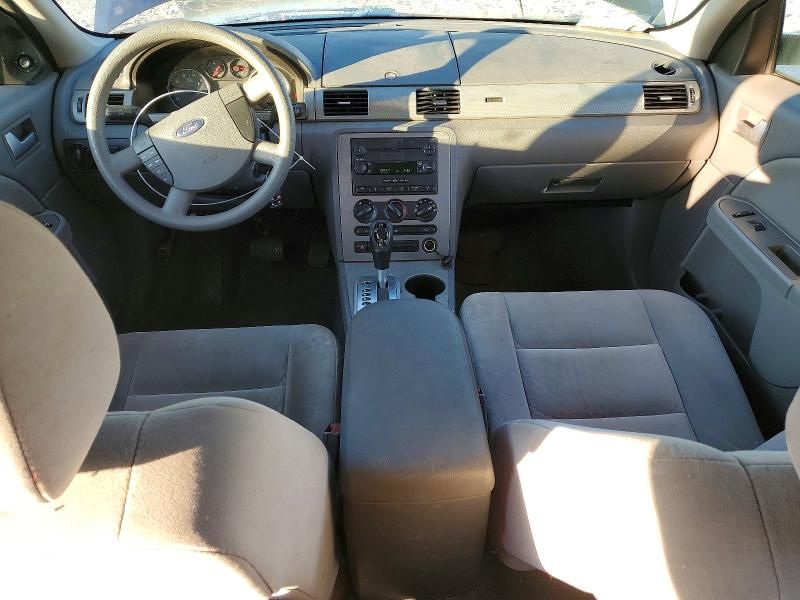2005 Ford Five Hundred se