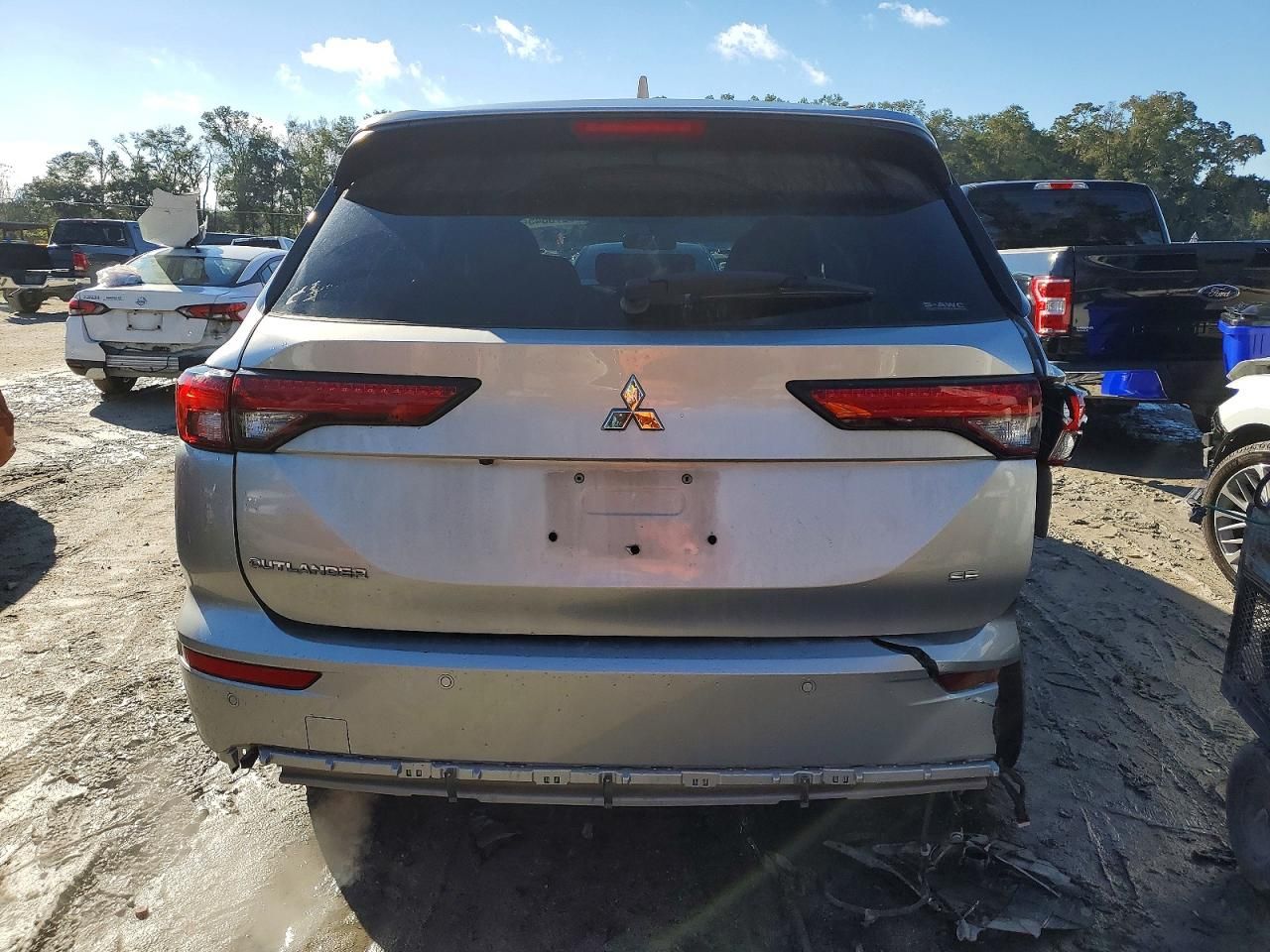 2022 Mitsubishi Outlander se