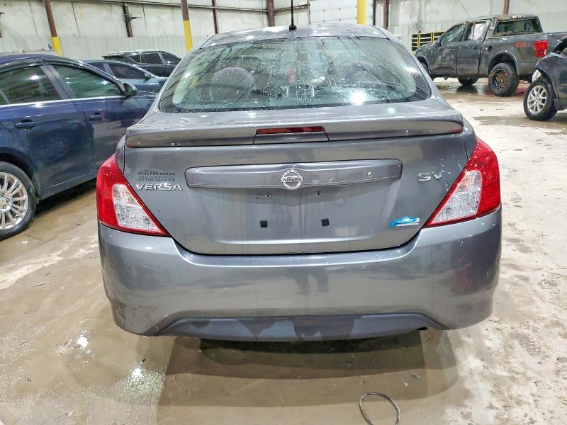 2016 Nissan Versa