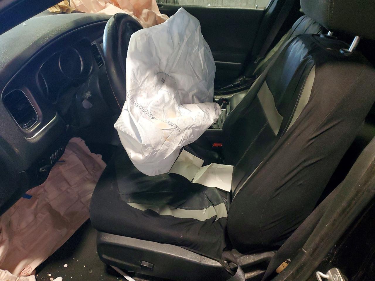 2015 Dodge Charger se