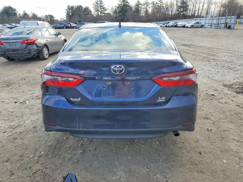 2021 Toyota Camry le