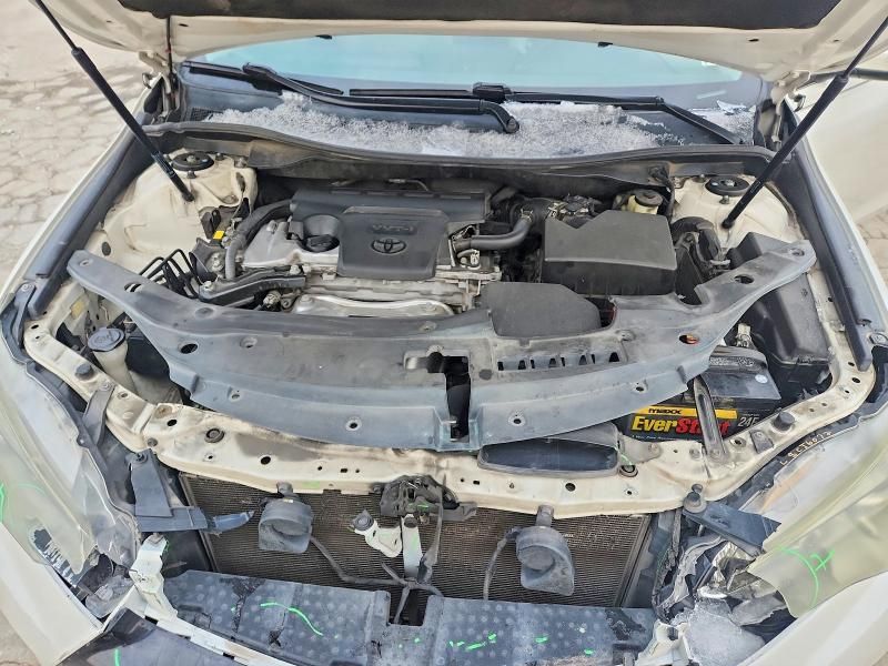 2015 Toyota Camry le