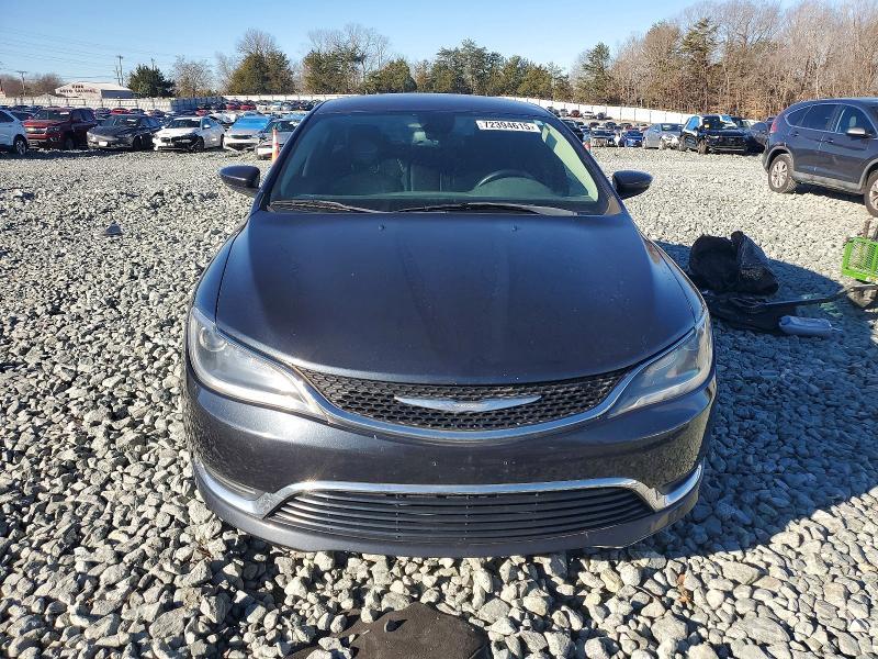 2017 Chrysler 200 Limited