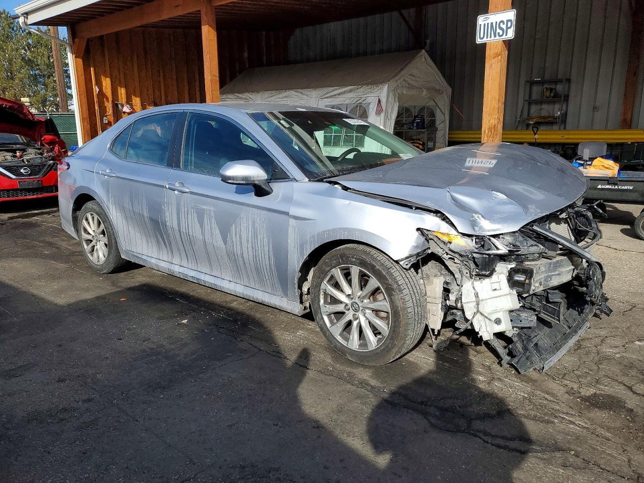 2018 Toyota Camry le