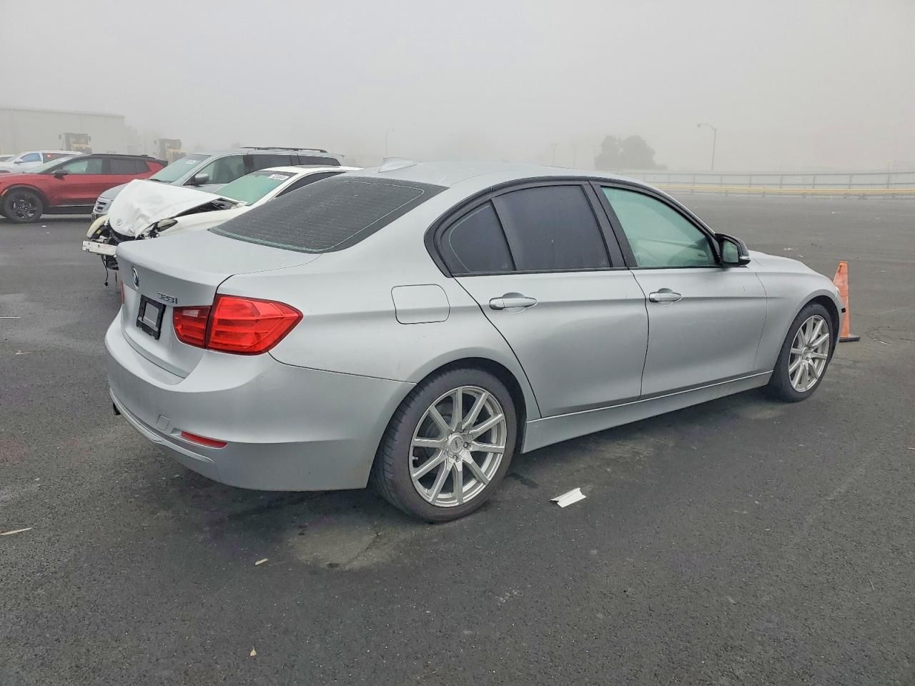 2013 BMW 328 i