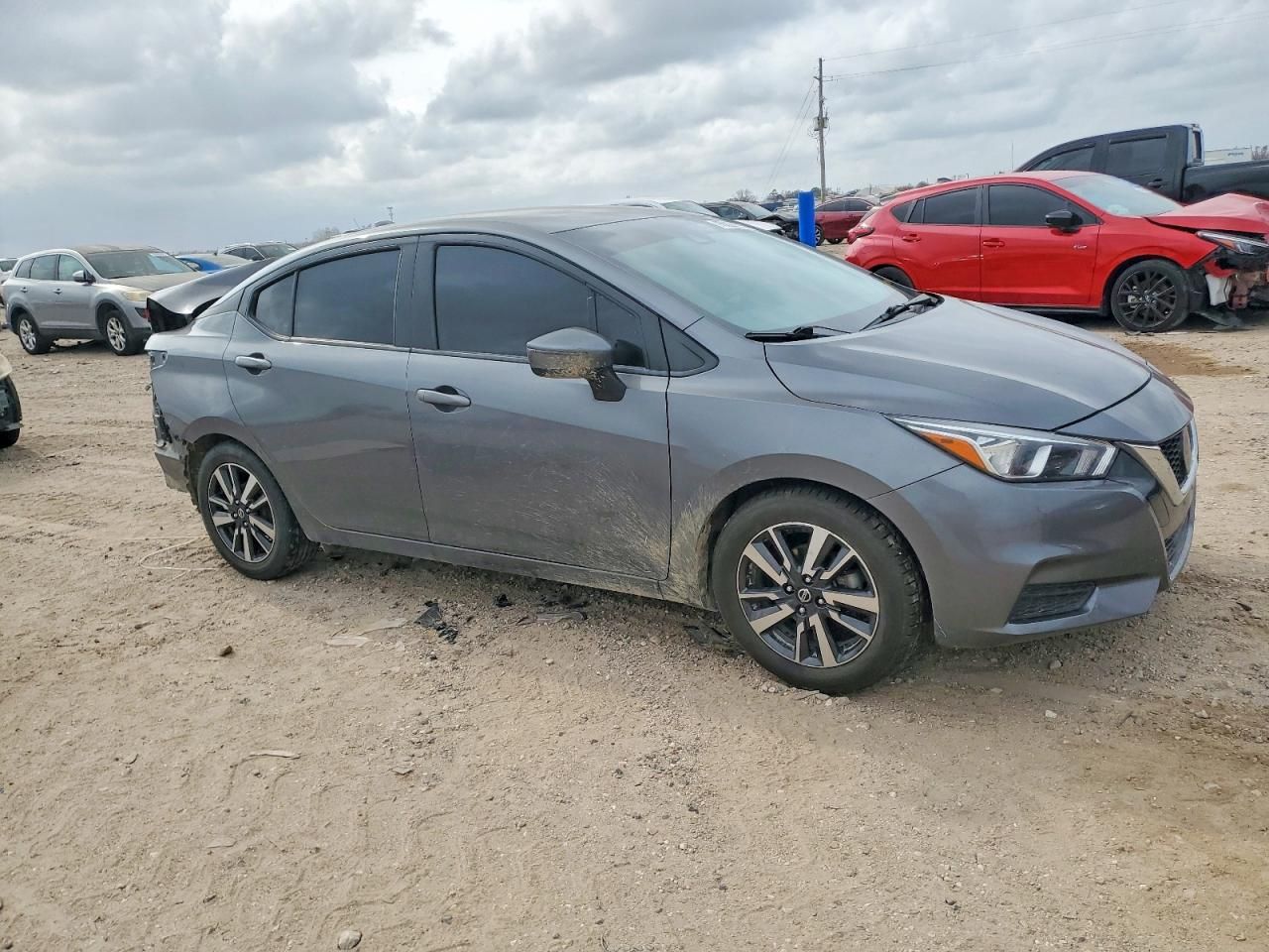 2021 Nissan Versa sv