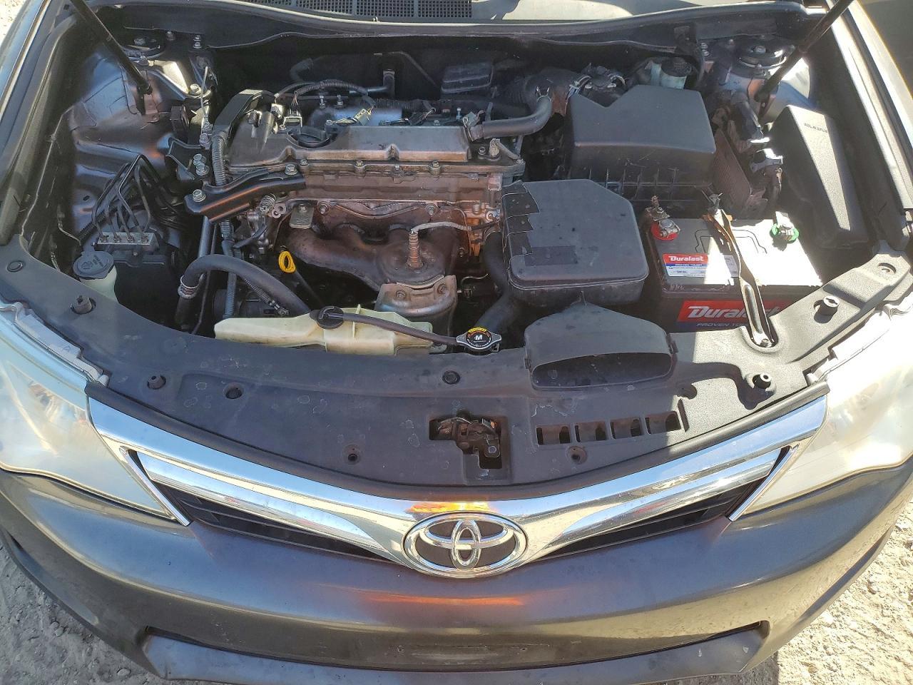 2012 Toyota Camry le