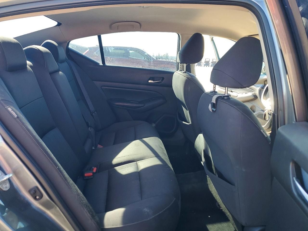 2019 Nissan Altima s