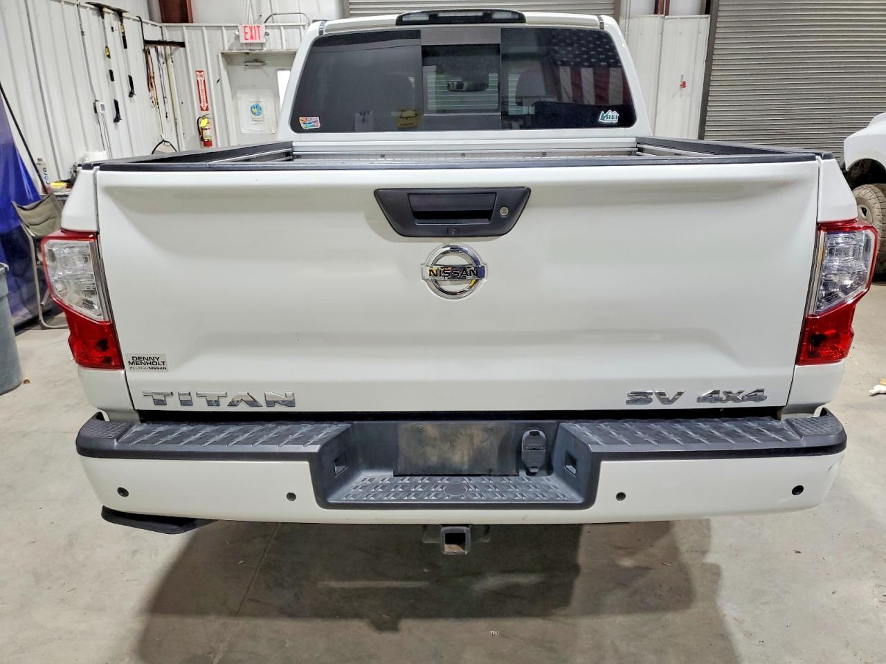 2020 Nissan Titan SV