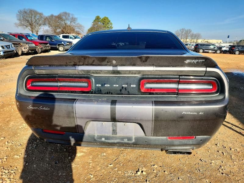 2016 Dodge Challenger srt 392