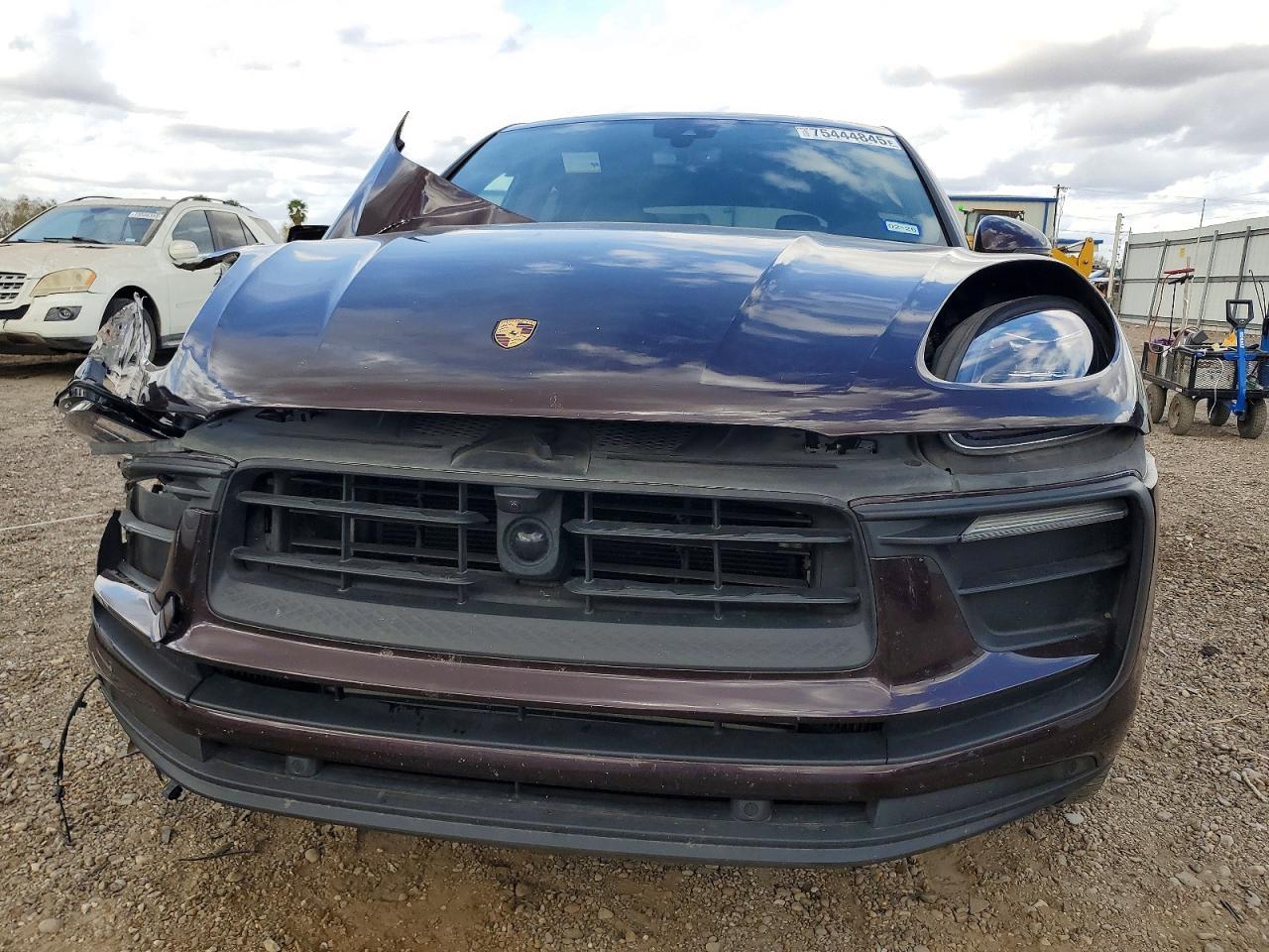 2024 Porsche Macan Base