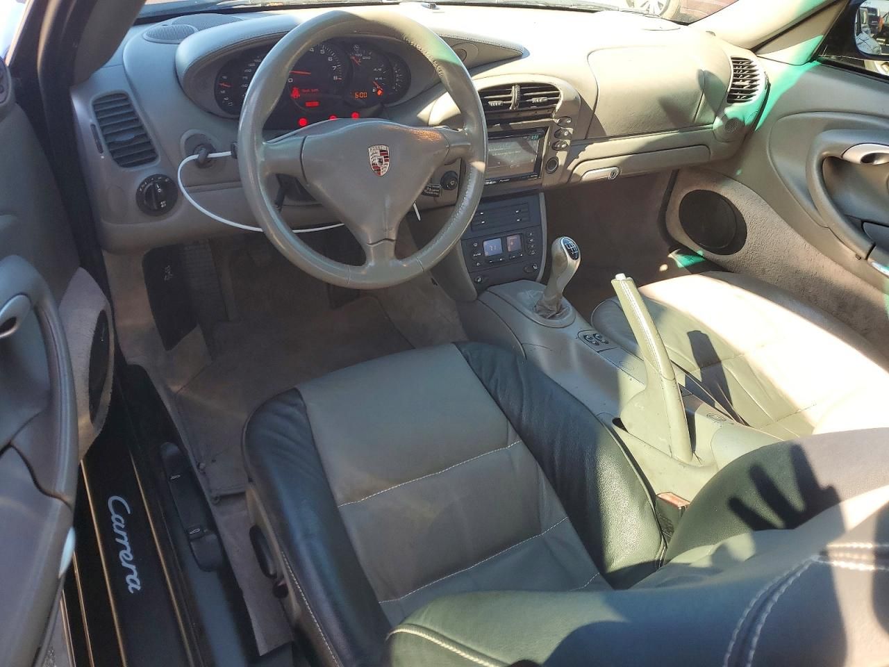 2003 Porsche 911 Carrera 2