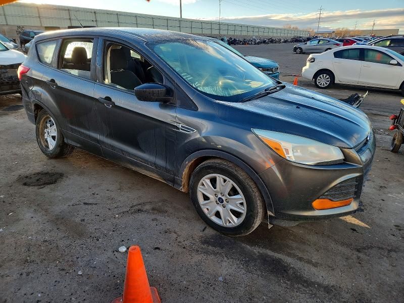 2015 Ford Escape s