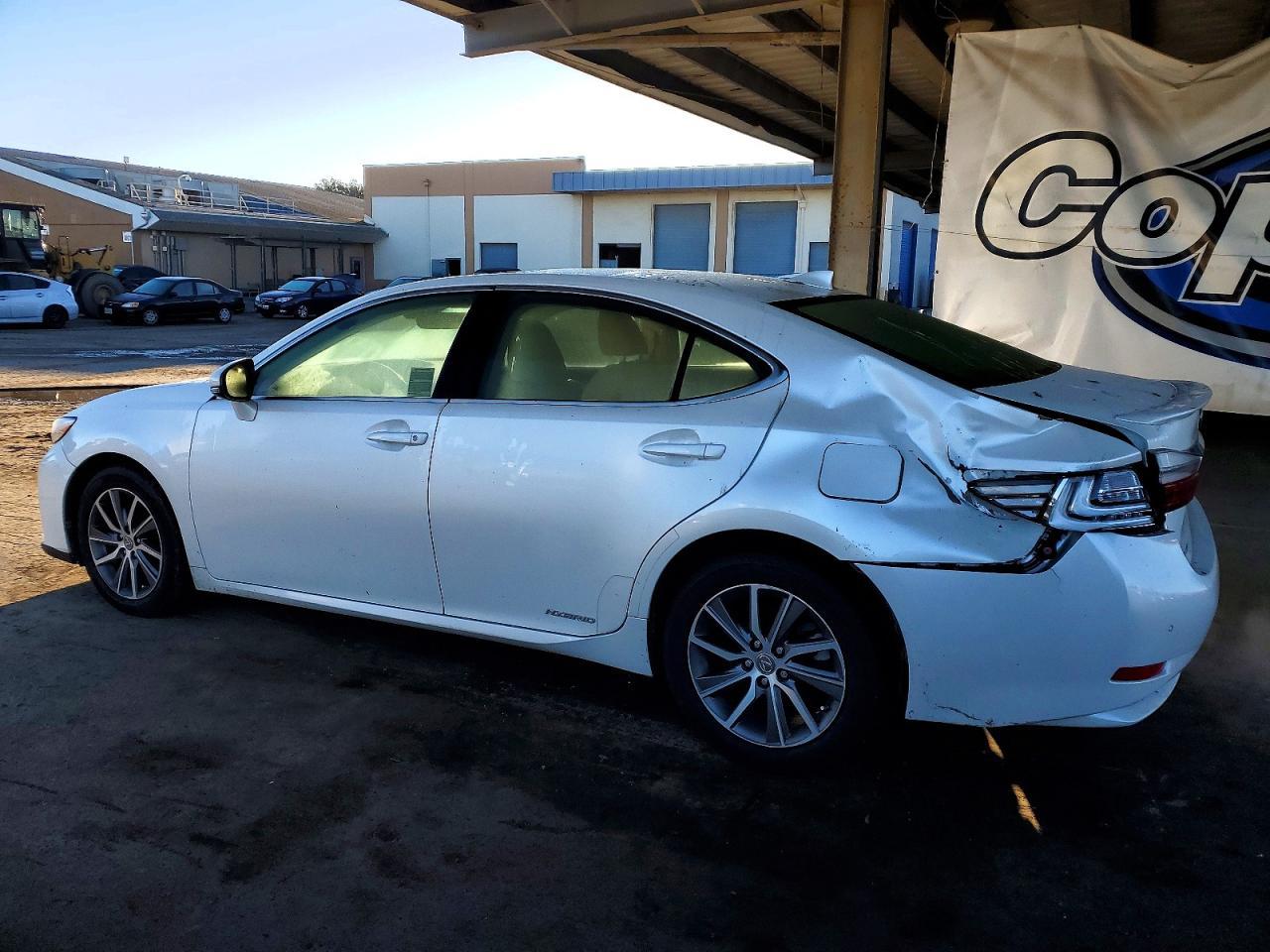 2017 Lexus Es 300h