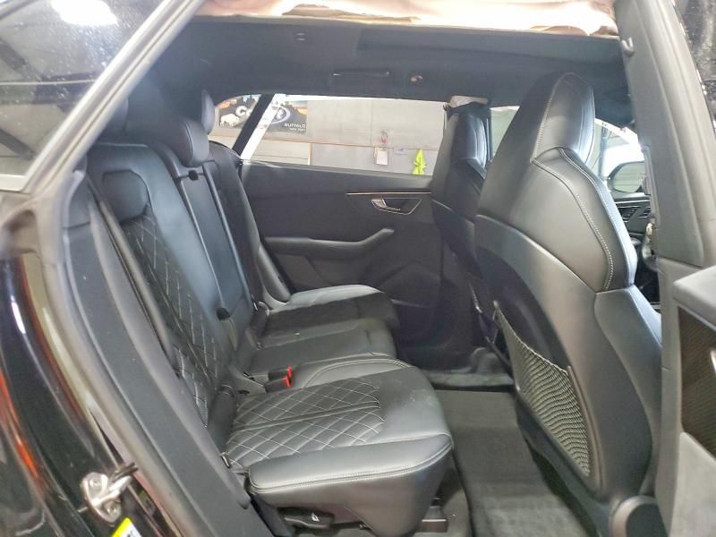 2023 Audi SQ8 Premium Plus