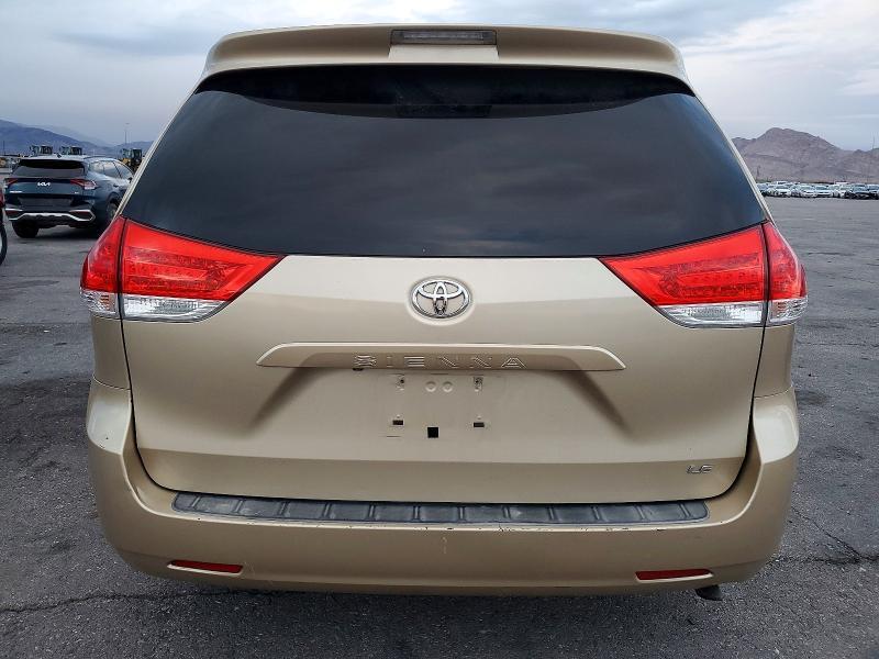 2012 Toyota Sienna le