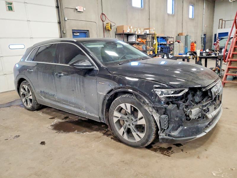 2021 Audi E-tron Premium