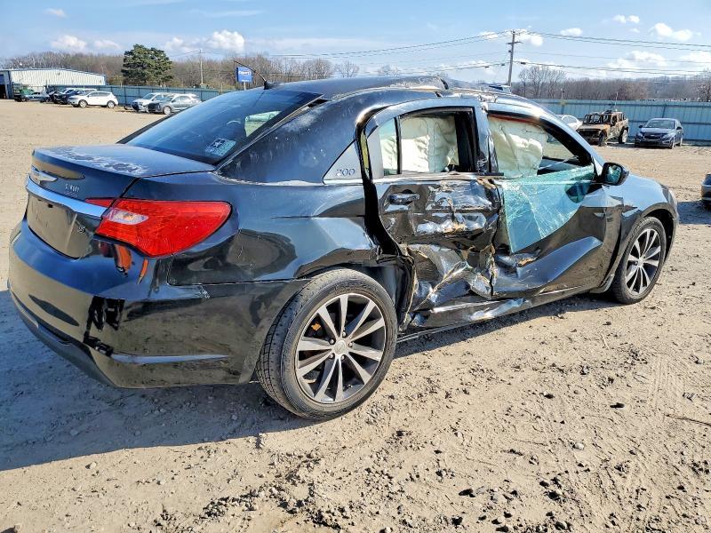 2012 Chrysler 200 Touring
