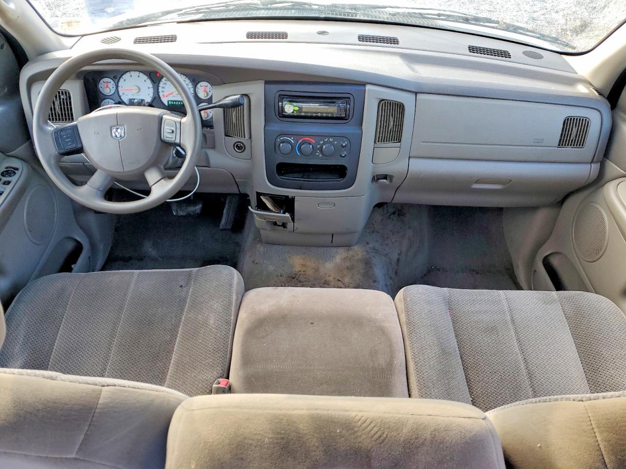 2005 Dodge RAM 1500 ST