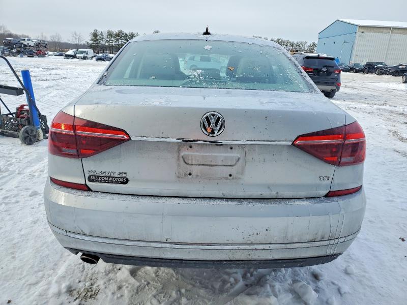 2018 Volkswagen Passat se