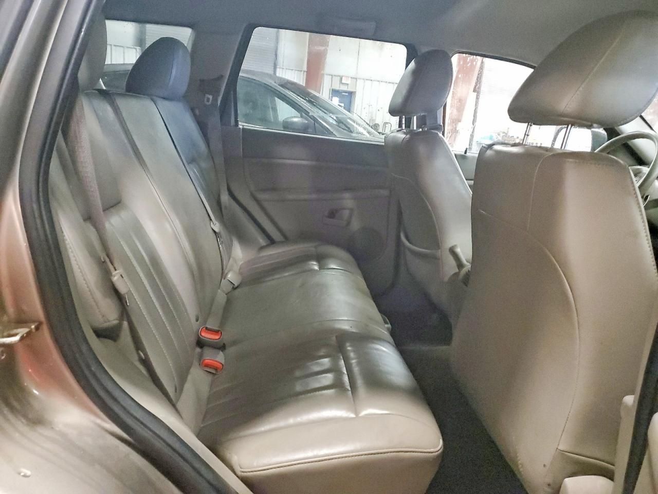 2006 Jeep Grand Cherokee Laredo