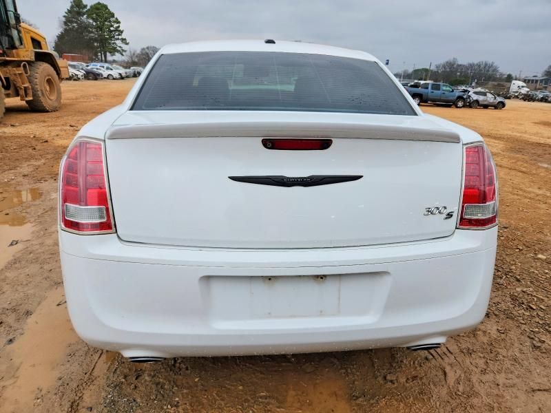 2013 Chrysler 300 s