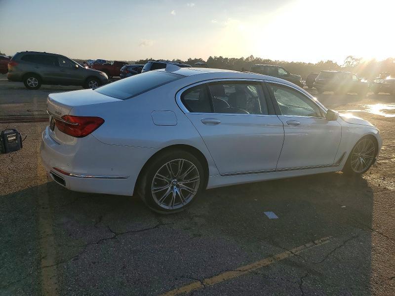 2016 BMW 740 i