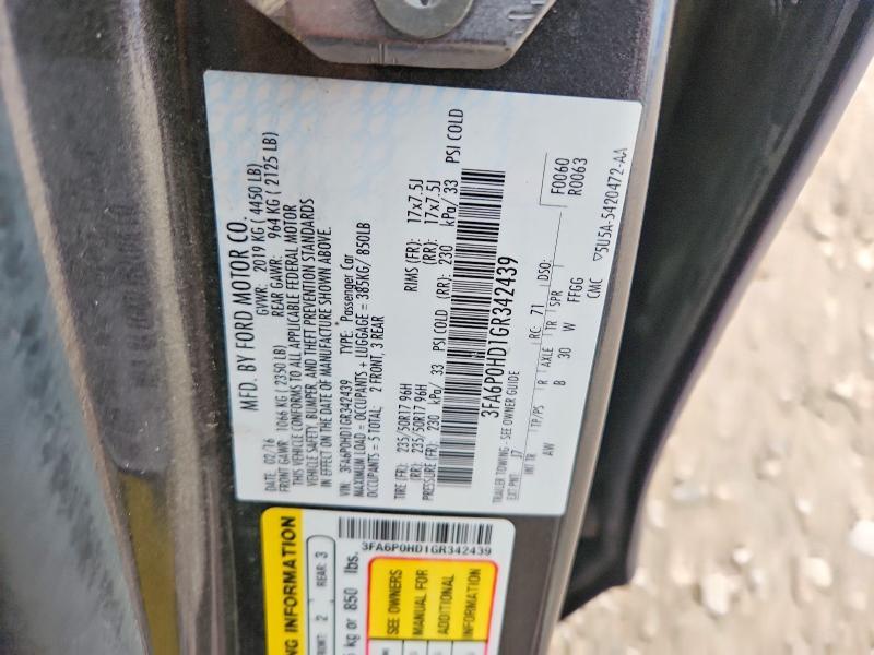 2016 Ford Fusion se