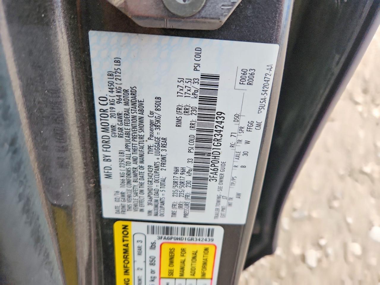 2016 Ford Fusion se