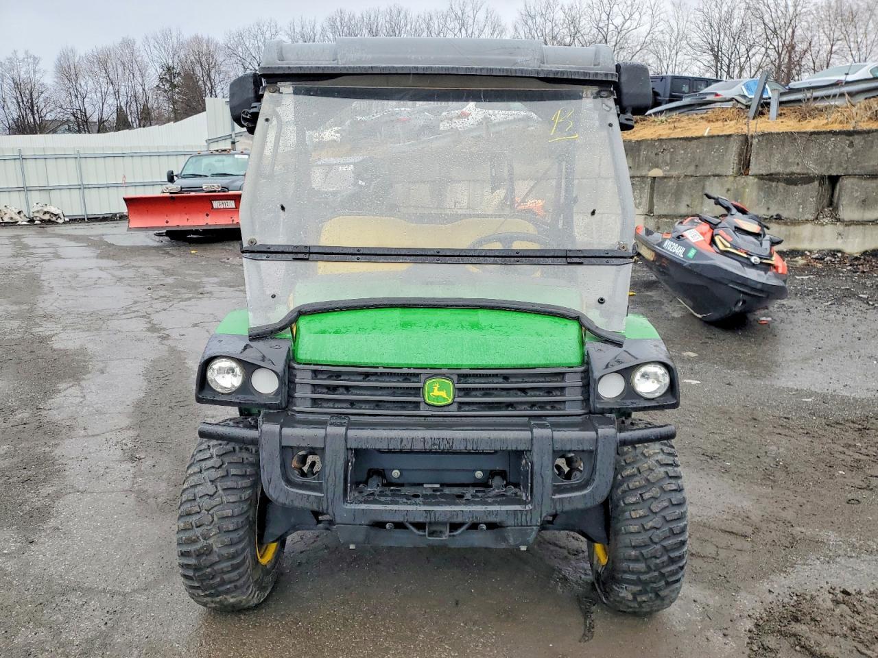 2019 John Deere Gator Utility Vehicle