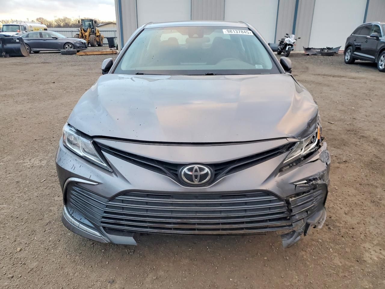 2021 Toyota Camry le