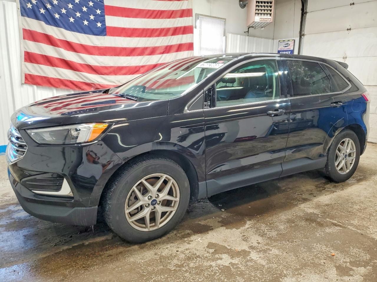 2022 Ford Edge sel