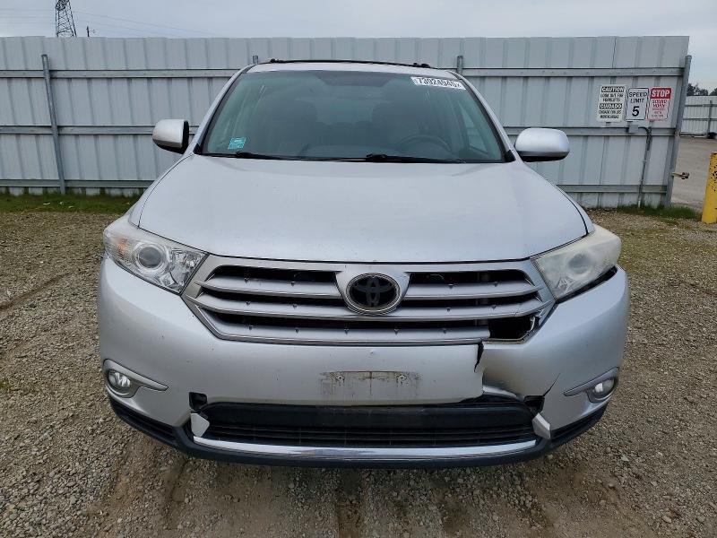 2013 Toyota Highlander Base