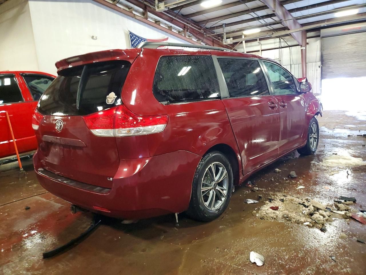 2012 Toyota Sienna le