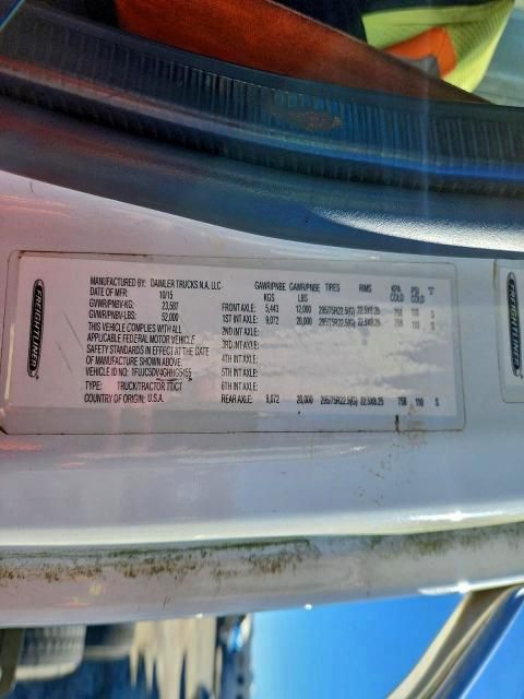 2016 Freightliner Business Class M2 Semi Truck