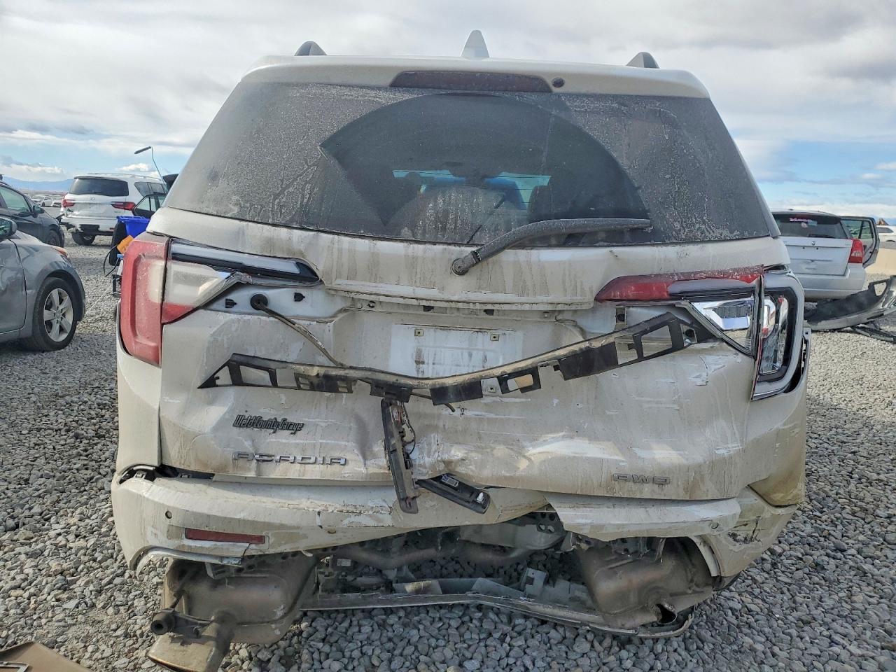 2020 GMC Acadia Denali
