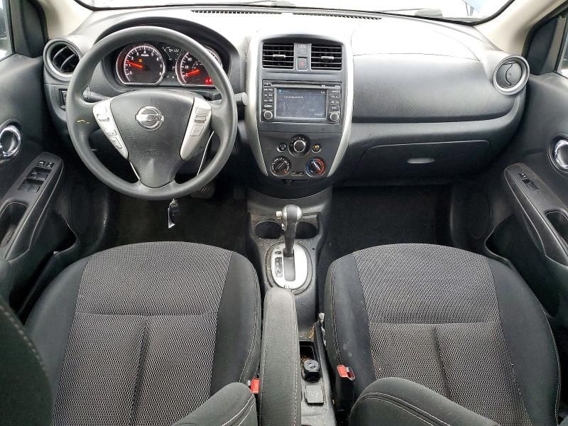 2015 Nissan Versa s
