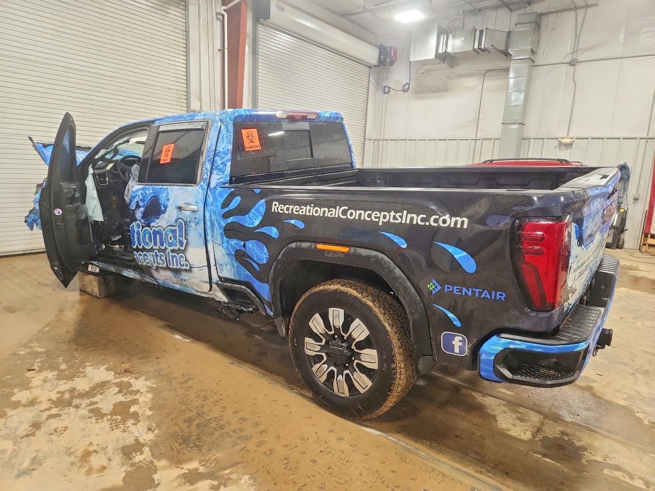 2024 GMC Sierra K2500 Denali