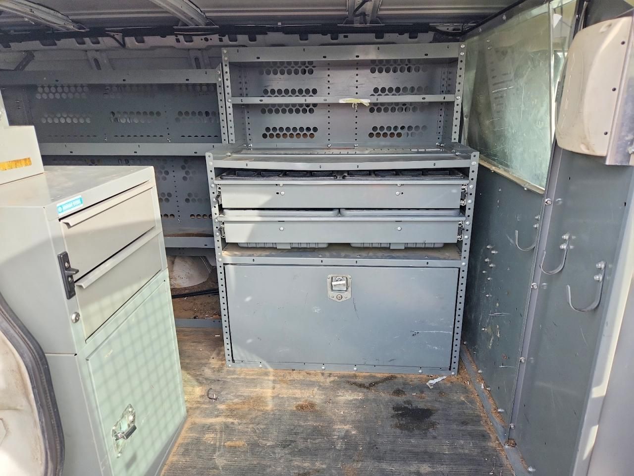 2013 Chevrolet Express 2500 Utility / Service Van