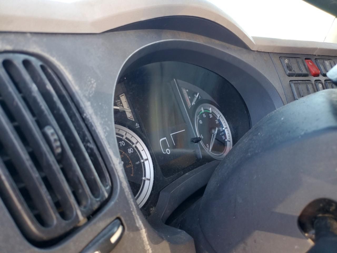 2015 Kenworth K270/k370 box Truck