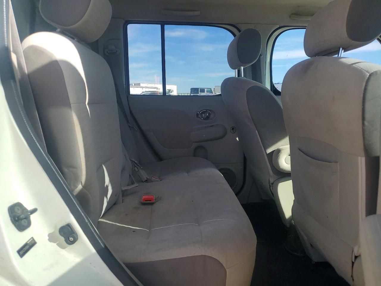 2010 Nissan Cube Base