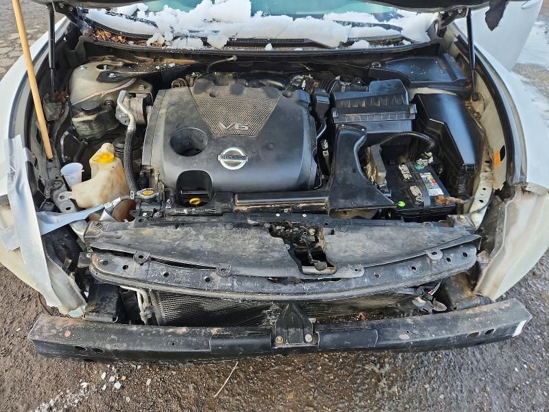 2014 Nissan Maxima s