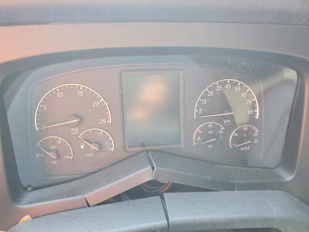 2025 Freigliner 2025 Freightliner Cascadia 126 Semi Truck