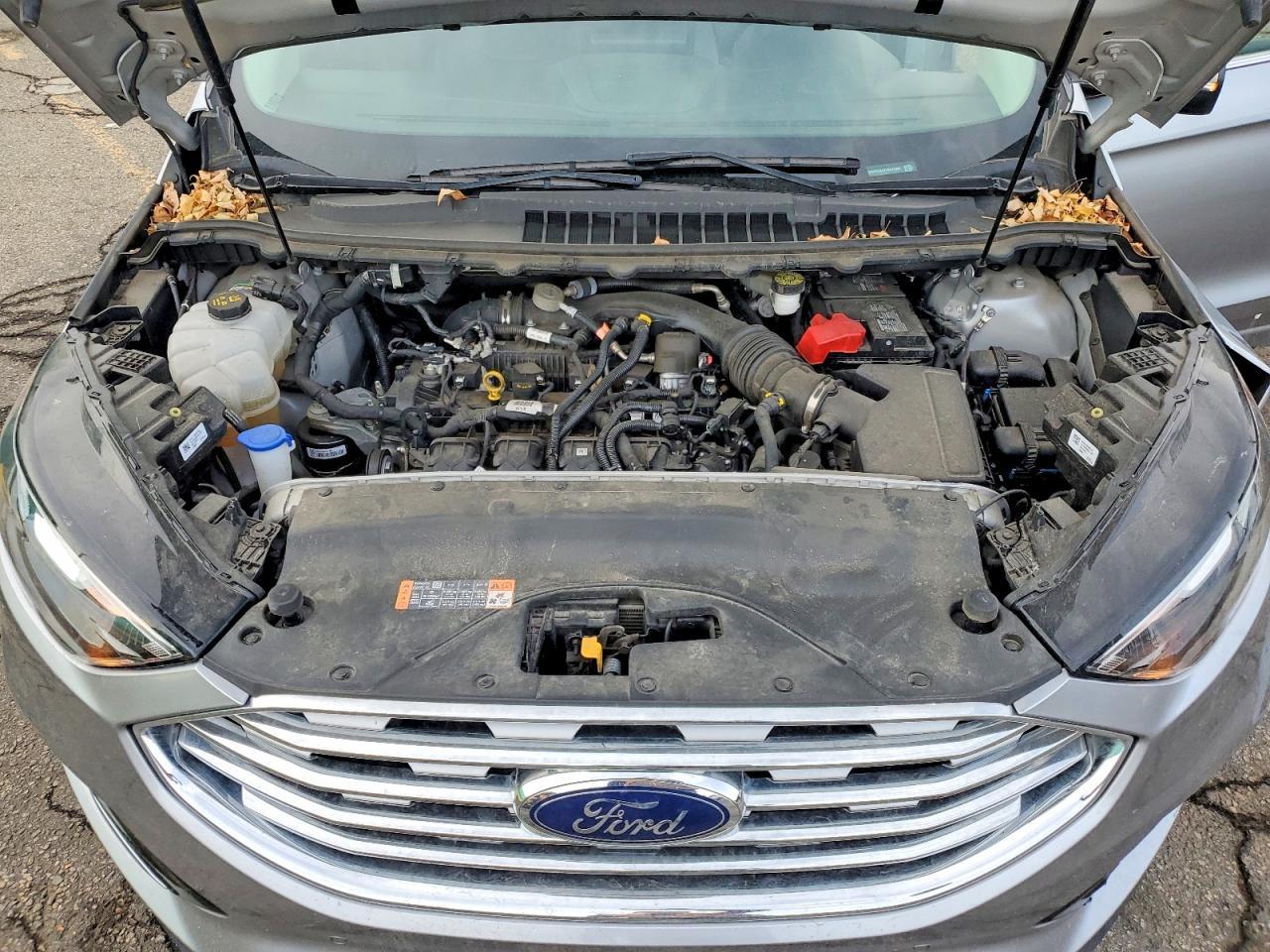 2022 Ford Edge Titanium