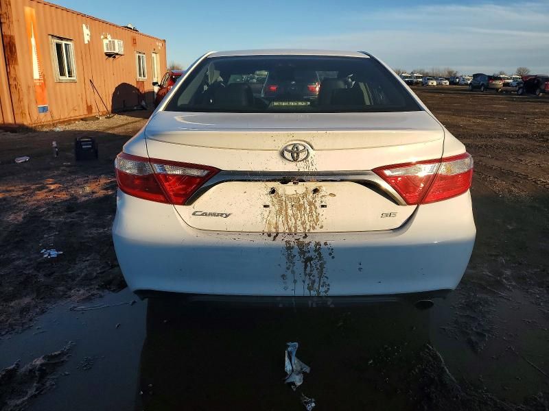 2017 Toyota Camry le