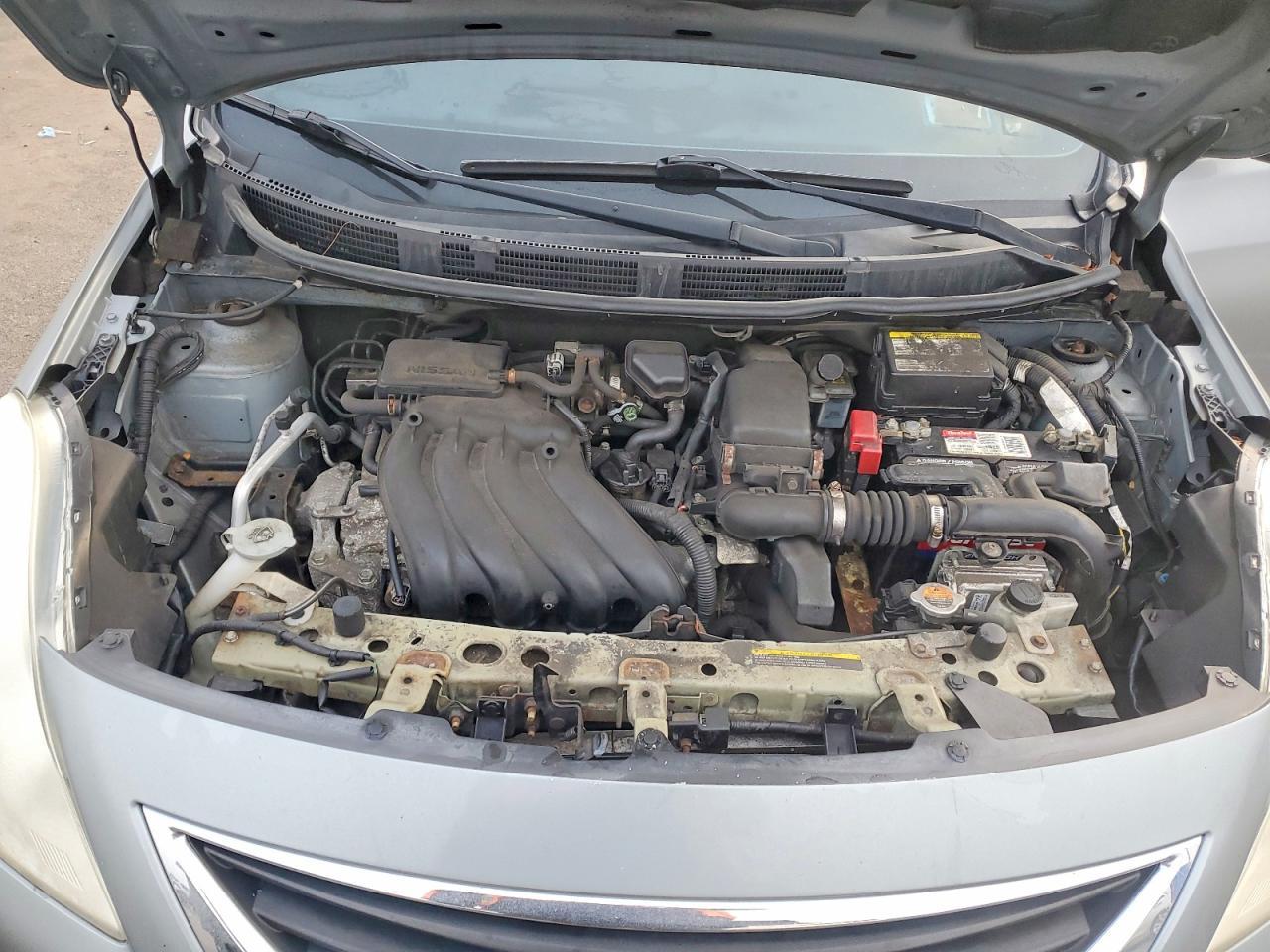 2013 Nissan Versa s