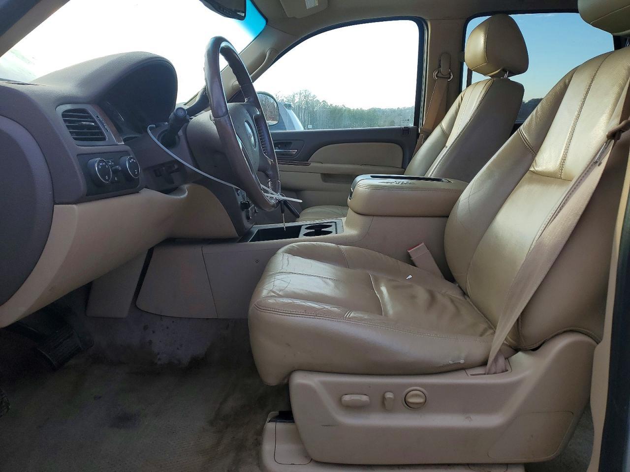 2011 GMC Yukon slt